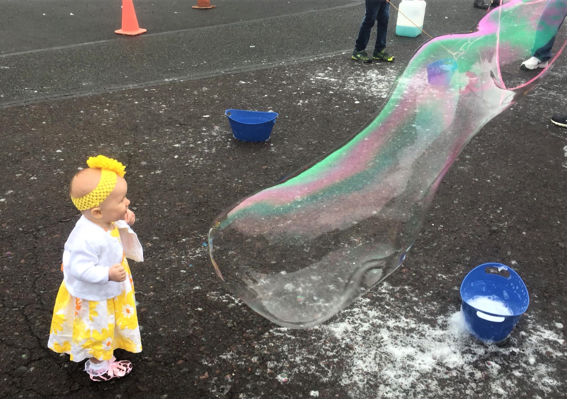 Young girls and boys make GIANT bubbles with @GrandppBubbles at Grandpp Bubbles' "Free Bubble Festivals."