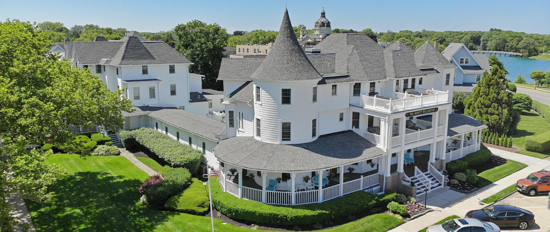 Aerial photo of hotel