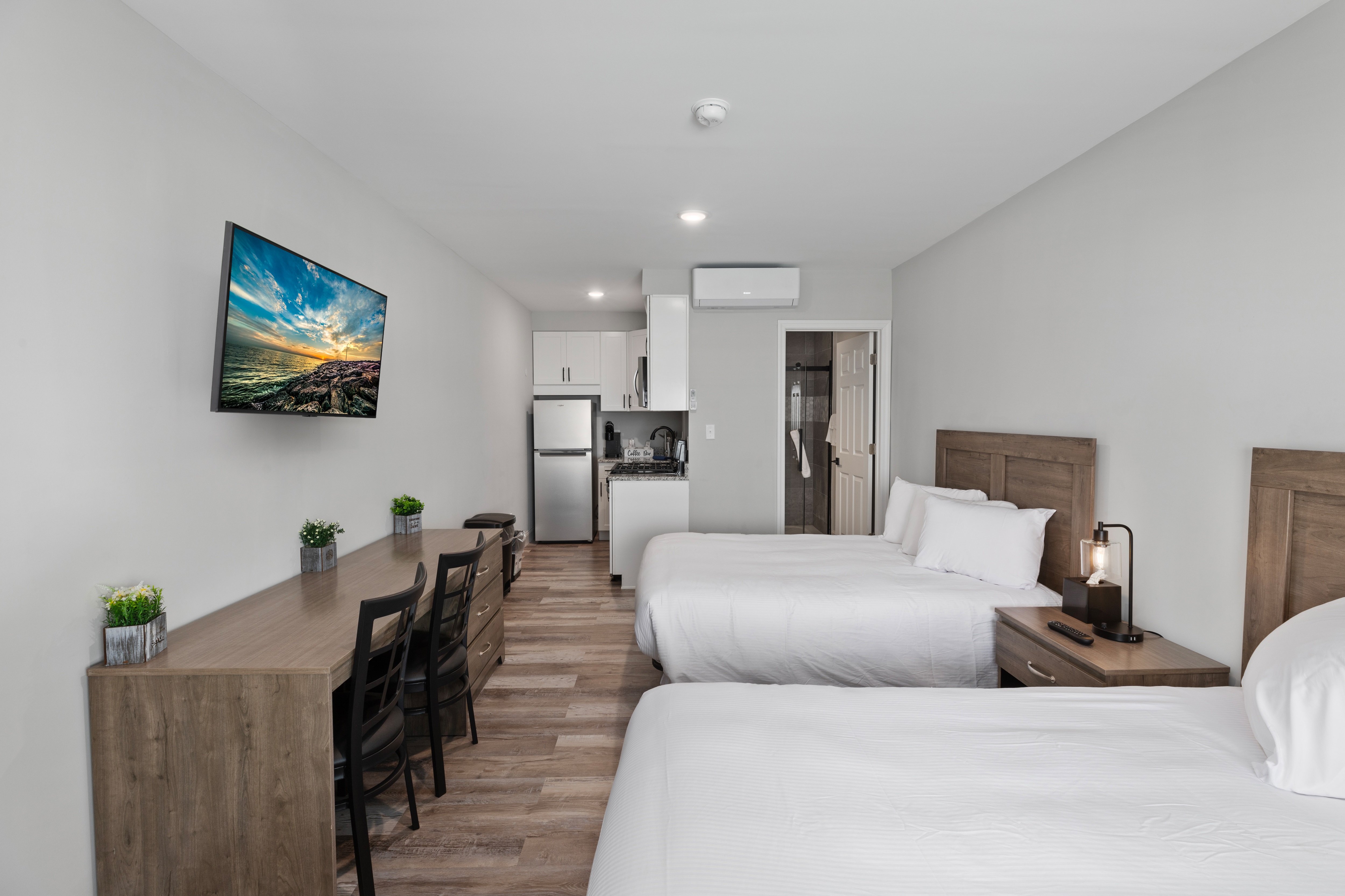 Standard Guestroom with Kitchen