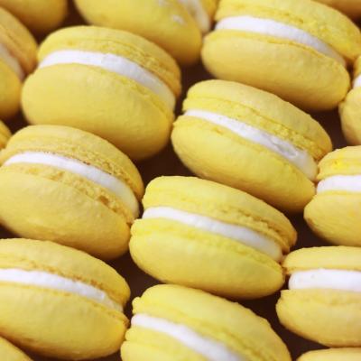 lemon macarons