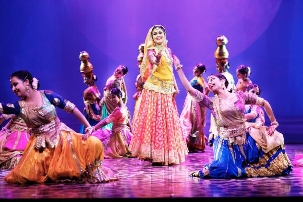 Mughal E Azam - The Musical Dancers