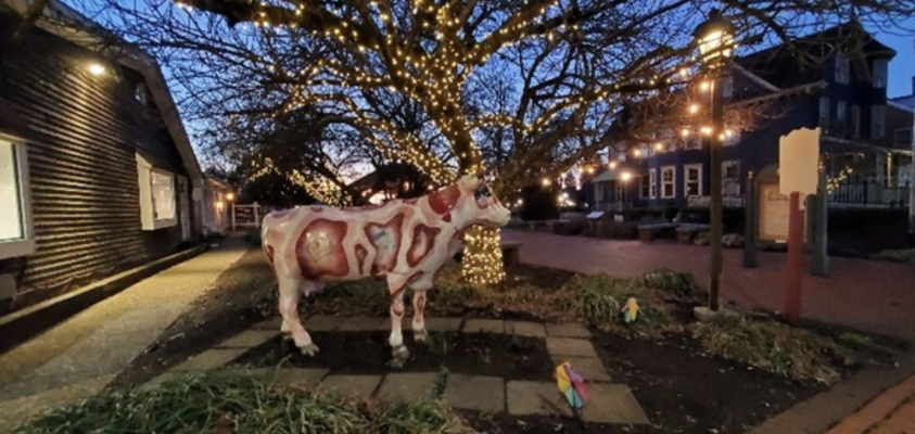 art mule/cow in the lights downtown