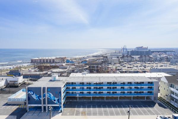 Aerial view front of hotel